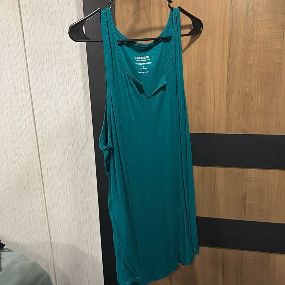 Turquoise tank top